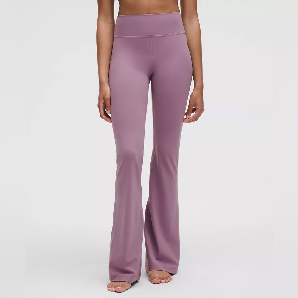 Lululemon Groove HR Nulu Flared Pant *Short